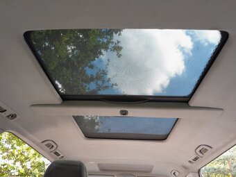 interiér na Mercedes Benz Viano rok 2003 - 2012 jednosedačky - 6