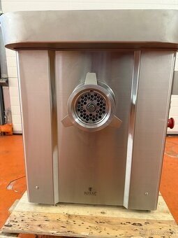 Mlýnek na maso – 1500 W, 800 kg/h - 6