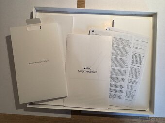 MAGIC KEYBOARD Apple iPad 12,9" / Air 13" (2024) klávesnic - 6