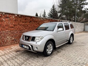 Nissan Pathfinder - 6