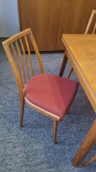 Jídelní stůl +4 židle - 6