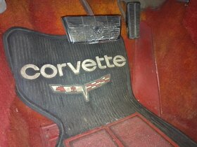 Prodám Chevrolet Corvette C3 5,7L V8 - krásný stav - 6