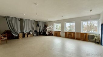 Pronájem větší části patra v komerční budově 130 m2, Pelhřim - 6