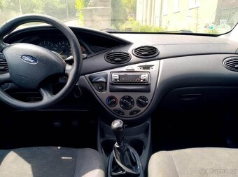 Ford focus combi 1.6 74Kw benzín - 6
