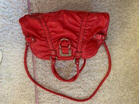 Guess cervena kabelka nova - 6