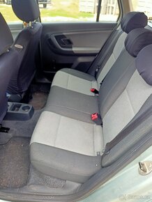 Škoda fábia 2 combi 1,2 - 6