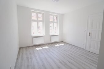Rekonstruovaný byt 3+kk, 87 m2 s balkonem, Hradec Králové. - 6