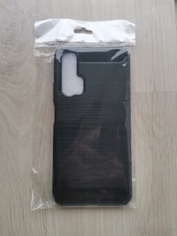 Nový ochranný kryt na Huawei Nova 5T - 6