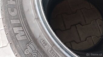 Prodám 2 x letní pneu Michelin 265/50/19 - 6