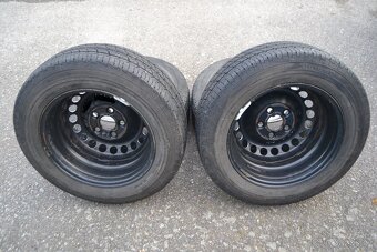 VW T5,T6 (6.1) - Sada pěkných letních kol 205/65R16C zánovní - 6