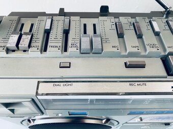 Radiomagnetofon/ boombox REZERVACE JVC RC-M70, rok 1980 - 6