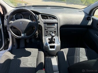 Peugeot 5008 2.0 HDI 110kw 8/2010 / Panorama / Head Up - 6
