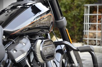 Harley Davidson FXFBS Fat Bob 114 Killer Custom CZ původ - 6
