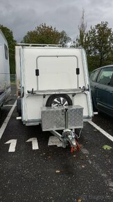 Skříňový minikaravan Tomplan
- 6