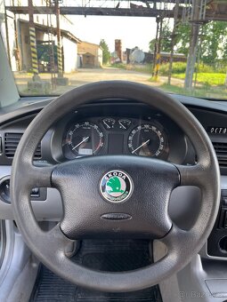 Škoda Octavia I 1,6i 75kw - 6