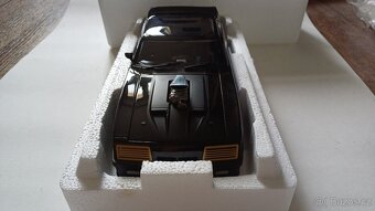 AutoArt 1/18 Ford XB Falcon Tuned version black interceptor - 6