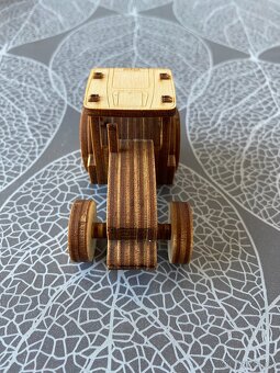 Nový dřevěný model Zetor Crystal s vlekem - 6