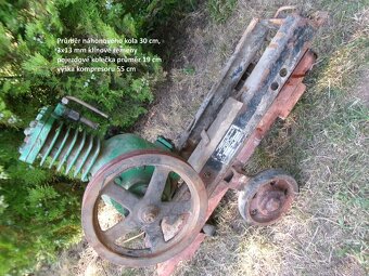 prodám hoblovku, staré nářadí-háky a další. Hoblovka bez mot - 6