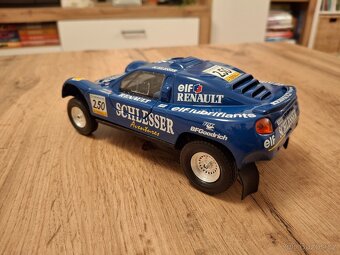 Bburago 1:24 - Porsche, Renault, Land-Rover, VW - 6