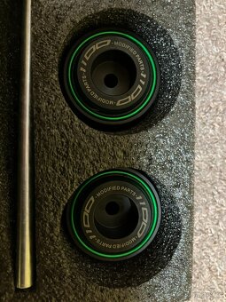 Chránič osy předního kola Versys 1000/1100 - 6