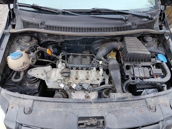 Volkswagen Fox 1,2 benzin STK 07/2027 - 6