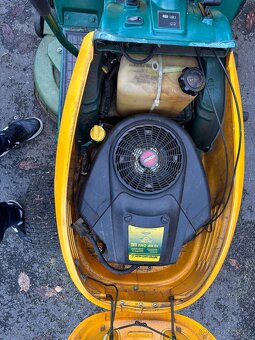 Zahradní traktor MTD - 6