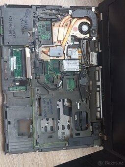 Lenovo ThinkPad T61p - 6