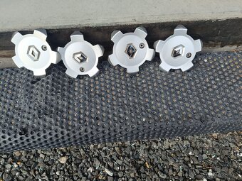 alu kola Renault 6,5x16 et45 - 6