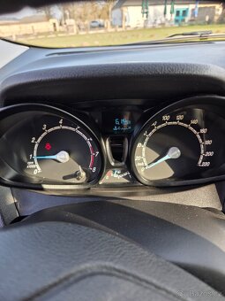 Ford Tourneo Courier - 6