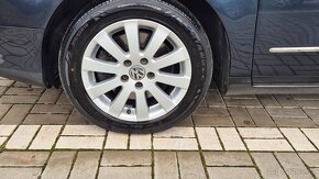 Volkswagen Passat - 6