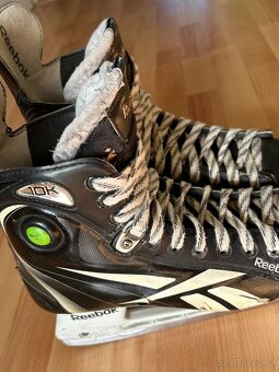 Hokejové brusle reebok us 10,5 + šnúrky howies - 6