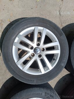 VW Golf / Touran - alu 6,5x16 et50 + letní 205/55/16 - 6