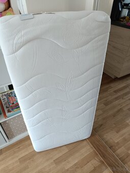 Dětská postýlka včetně kvalitní matrace - 6
