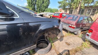 Audi Q7 3.0tdi na náhradní - 6
