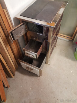 Prodám kachlová kamna Kabourky - 6