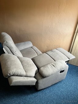 Polohovatelná pohovka - 6