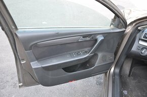 VW Passat B7, 2.0 TDI, 103kW - náhradní díly, LA8X - 6