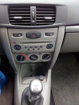 Renault Thalia 1.2 16v r.v.2011 - 6