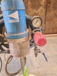 Kremlin Airmix pumpa model 10-14, včetně pistole MVX - 6