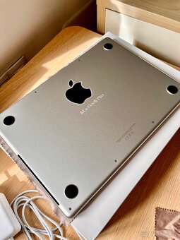MacBook Pro 14” M1 Pro 2021 - výkonnější varianta - 6