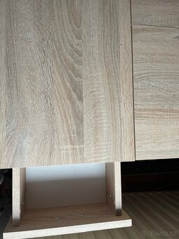 Kosmetický stolek - 6