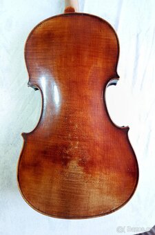 Housle 4/4 - 6