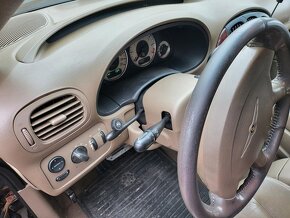7mimístný Chrysler Grand Voyager 3.3 V6 v LPG a automatu - 6