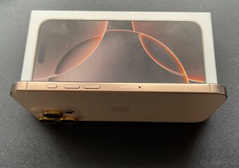Apple iPhone 16 Pro Max / 256 GB / V záruce do 1/2027. - 6