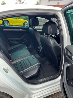 VW Passat B8 2.0 TDi 140kw r-line - 6