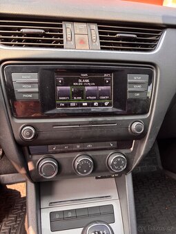 Škoda Octavia Kombi 1.6 TDI 81kw - 6
