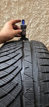 245/45/18 Michelin - zimní - pošlu poštou 1074. - 6