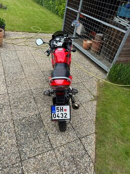 Honda CBR125R - 6