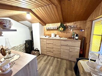 Chata s vlastní zahradou, Hradec Králové. - 6