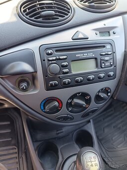 Prodám Ford focus combi - 6